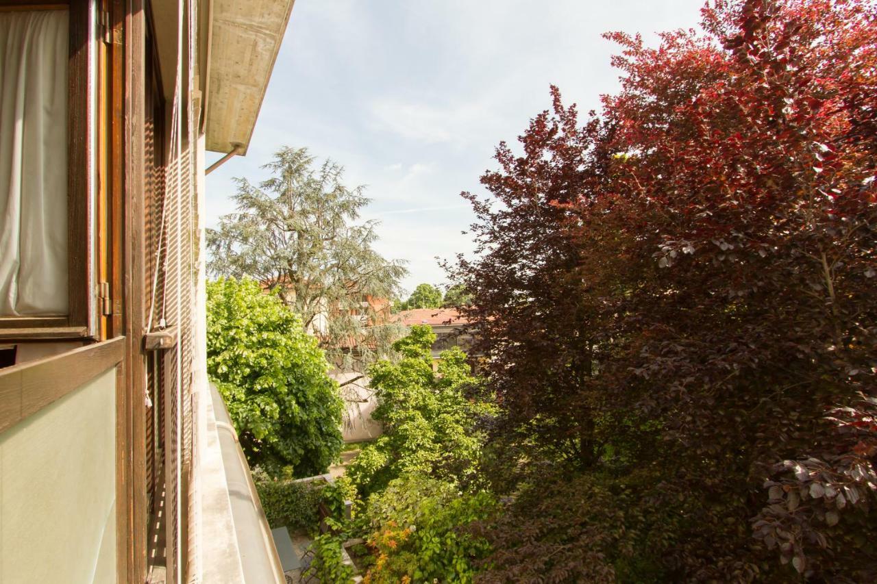 Appartamento Ampio E Indipendente Con Vista Giardino Paderno d'Adda Exterior foto
